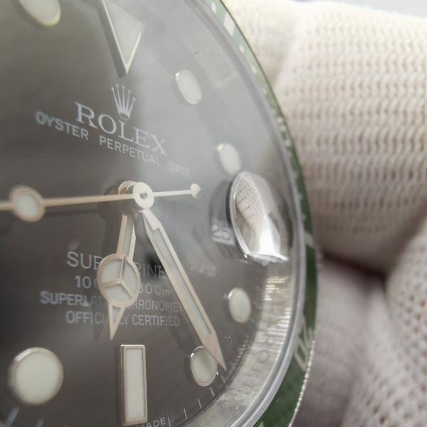 Rolex Submariner 16610LV - Image 10