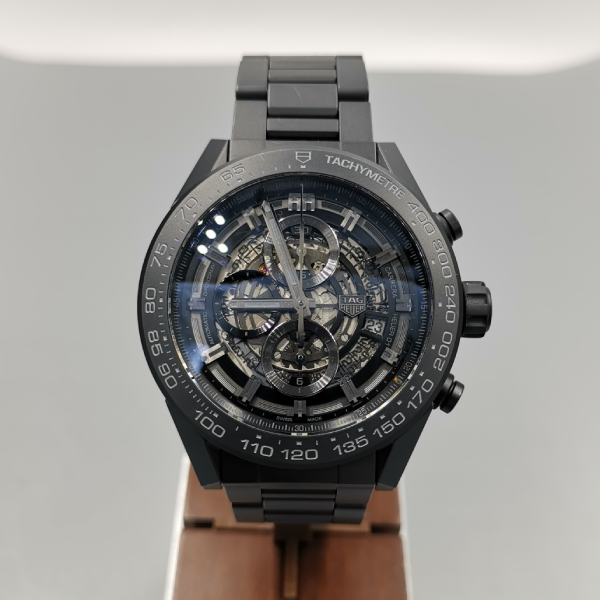 TAG Heuer Carrera