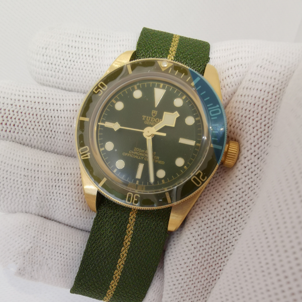 Tudor Black Bay 58 18K - Image 4