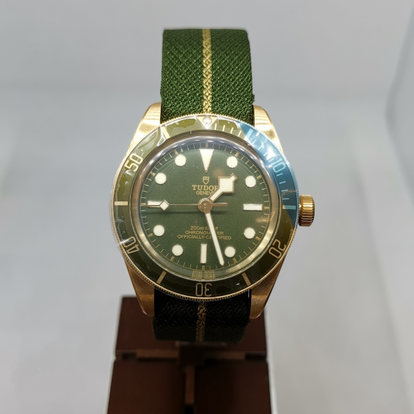 Tudor Black Bay 58 18K